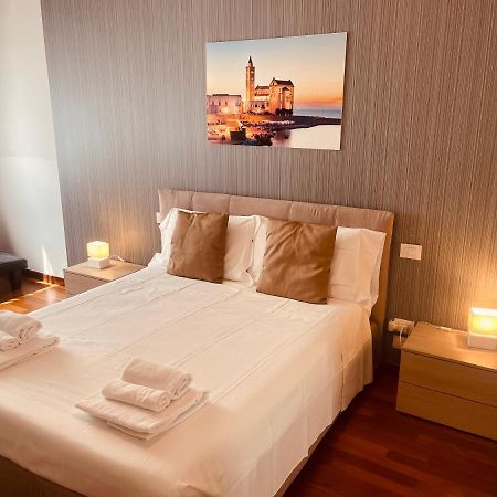 Berga Exclusive Suite 3 Бари Екстериор снимка